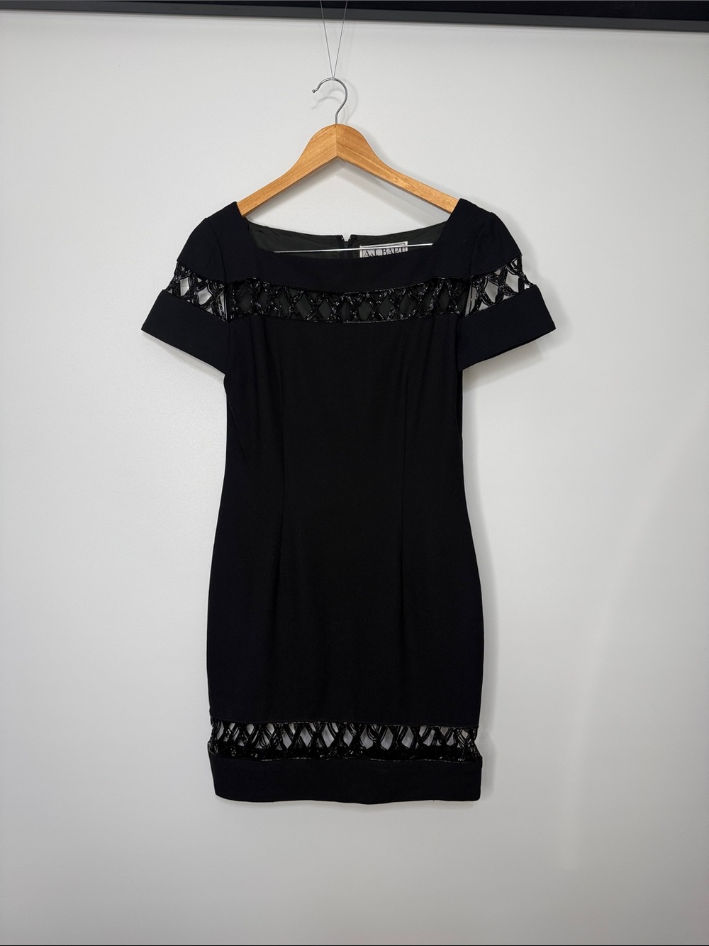 A.J. Bari Black Beaded-Accent Short Sleeve Dress Size 4